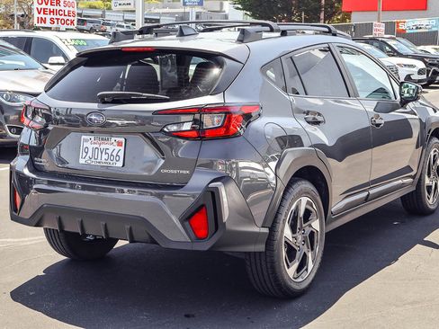 Used 2024 Subaru Crosstrek 2.5i Limited w/ Crosstrek Mirror Package AWD/4WD image 19