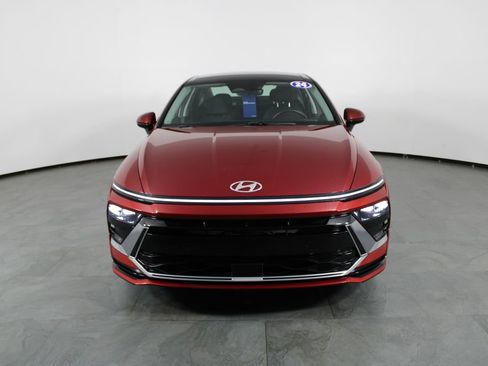 Certified 2024 Hyundai Sonata SEL w/ Convenience Package FWD image 13