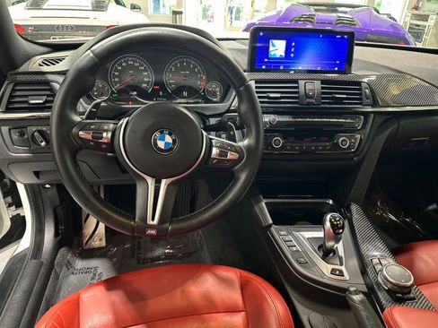 Used 2015 BMW M4 Coupe RWD image 42