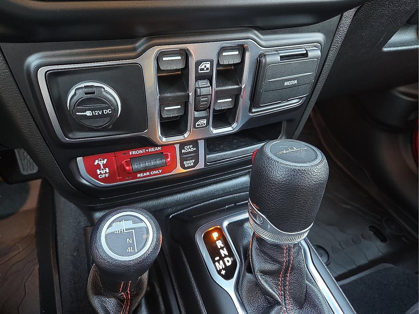 Used 2022 Jeep Gladiator Rubicon w/ LED Lighting Group AWD/4WD image 20