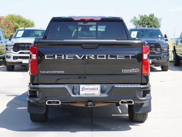 Used 2024 Chevrolet Silverado 1500 High Country w/ Technology Package AWD/4WD image 12