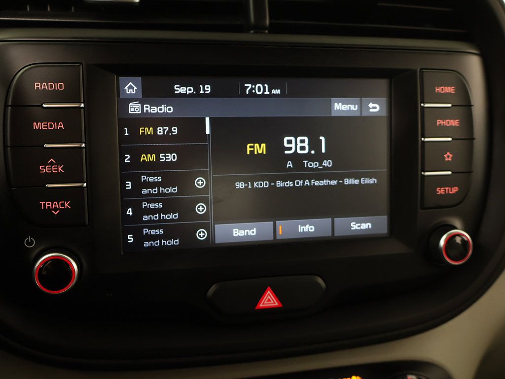 Used 2021 Kia Soul LX FWD image 38