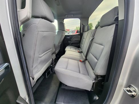 Used 2019 Chevrolet Silverado 1500 W/T w/ WT Convenience Package AWD/4WD image 18