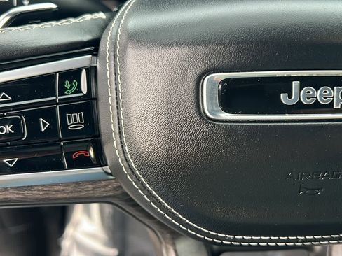 Certified 2025 Jeep Grand Cherokee L Overland w/ Advanced Protech Group III image 19