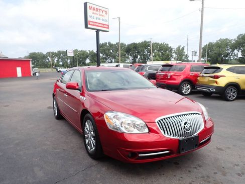 Used 2010 Buick Lucerne CXL FWD image 1