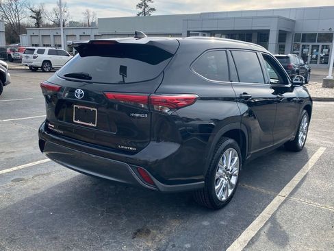 Used 2020 Toyota Highlander Limited image 18