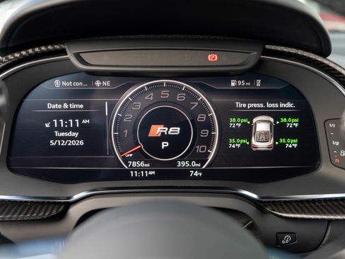 Used 2017 Audi R8 V10 plus AWD/4WD image 22