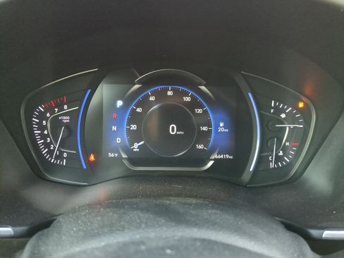 Used 2020 Hyundai Santa Fe SEL w/ Convenience Package image 15