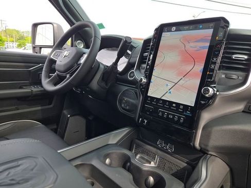 New 2026 RAM 3500 Laramie AWD/4WD image 9