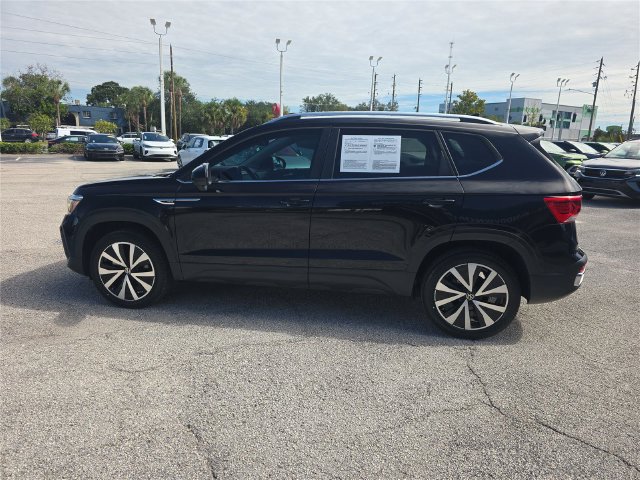 Used 2023 Volkswagen Taos SE FWD image 6