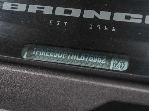 Used 2022 Ford Bronco Badlands w/ Sasquatch Package image 42