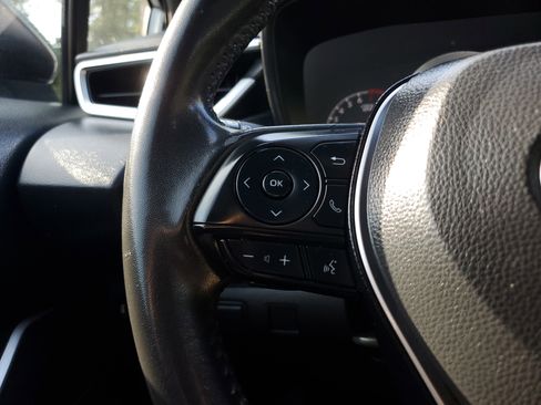 Used 2022 Toyota Corolla SE FWD image 19