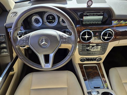 Used 2013 Mercedes-Benz GLK 350 2WD image 10