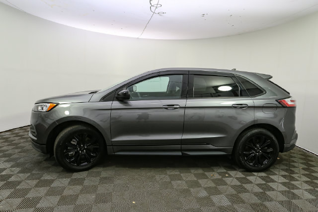 Used 2023 Ford Edge SE w/ Black Appearance Package AWD/4WD image 6