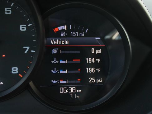 Used 2025 Porsche 718 Cayman RWD image 25