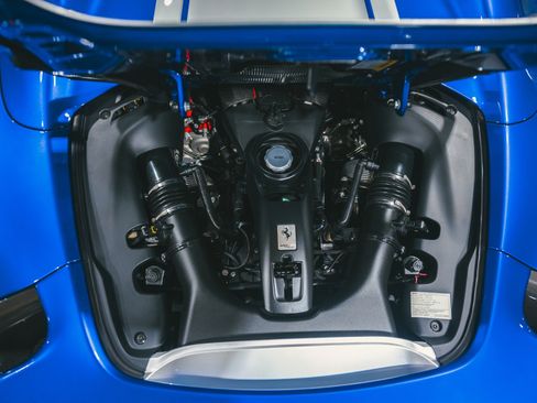 Used 2020 Ferrari 488 Pista Spider RWD image 22