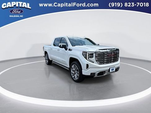 Used 2024 GMC Sierra 1500 Denali w/ Denali Reserve Package AWD/4WD image 2