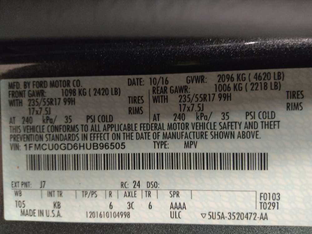 Used 2017 Ford Escape SE w/ Equipment Group 201A FWD image 33