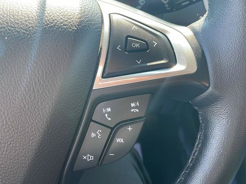 Certified 2023 Ford Edge SEL w/ Convenience Package AWD/4WD image 16