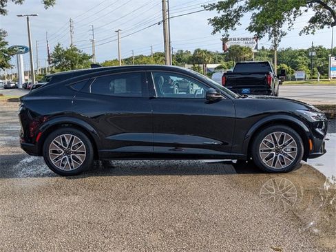 New 2024 Ford Mustang Mach-E Premium image 15