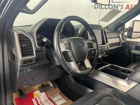 Used 2022 Ford F250 Platinum image 13