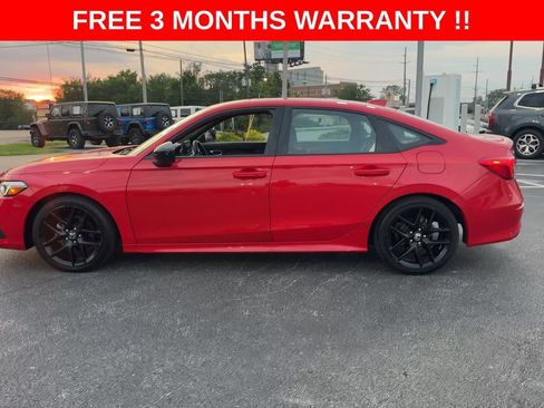 Used 2023 Honda Civic Sport image 5