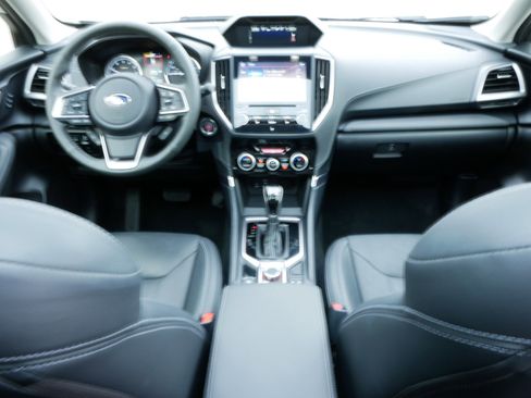 Used 2022 Subaru Forester Touring image 10