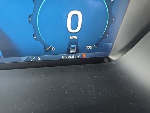 Used 2025 Ford F450 Platinum image 9