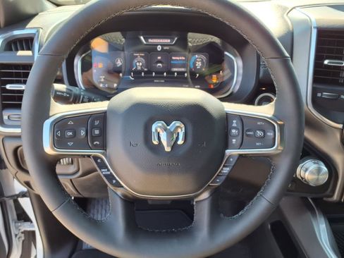 Used 2025 RAM 1500 Laramie w/ Night Edition image 11