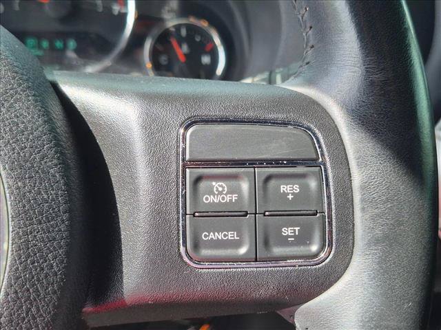 Used 2016 Jeep Wrangler Unlimited Sahara AWD/4WD image 12