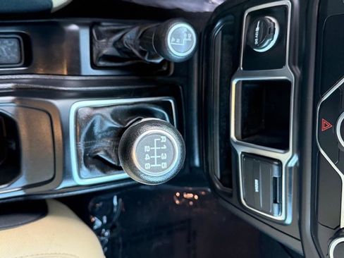 Used 2020 Jeep Wrangler Sport AWD/4WD image 23