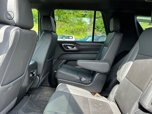 Used 2023 Chevrolet Tahoe LT w/ Luxury Package AWD/4WD image 20