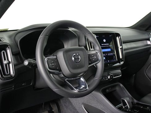 Certified 2023 Volvo XC40 Recharge Core image 14