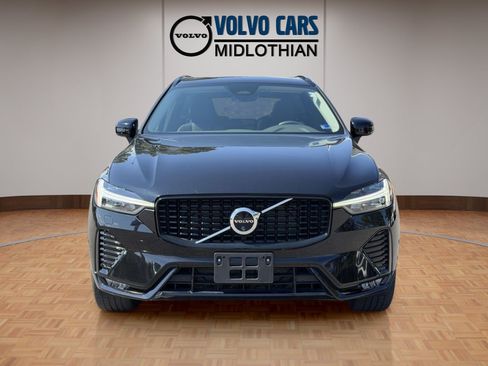 Used 2024 Volvo XC60 B5 Plus w/ Protection Package Premier AWD/4WD image 24