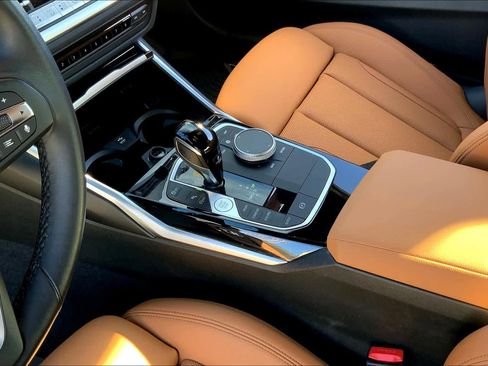 Used 2022 BMW 230i Coupe w/ Premium Package 2 image 16