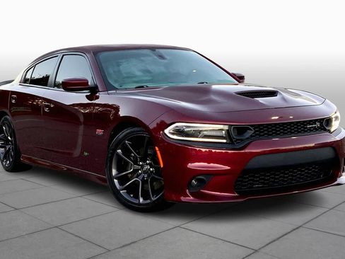 Used 2020 Dodge Charger Scat Pack image 2