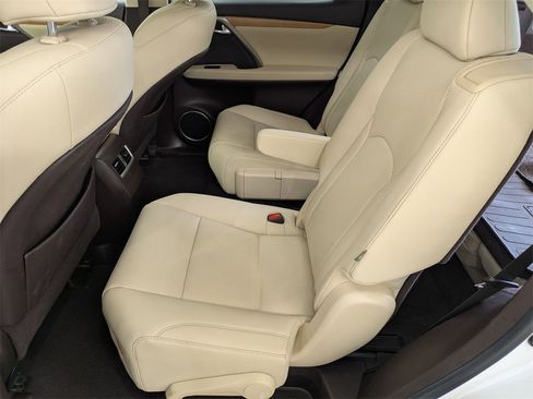 Used 2020 Lexus RX 350L FWD w/ Premium Package image 32