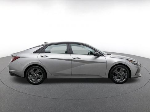 Used 2026 Hyundai Elantra Sport FWD image 10