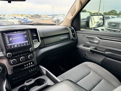 Used 2019 RAM 1500 Big Horn AWD/4WD image 19