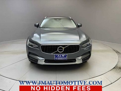 Used 2019 Volvo V90 T5 Cross Country w/ Protection Package Premier image 8