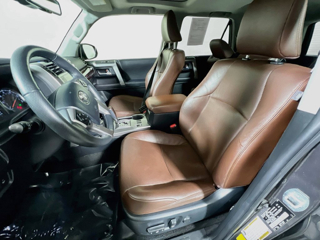 Certified 2022 Toyota 4Runner Limited AWD/4WD image 17
