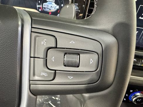 Used 2026 GMC Sierra 1500 SLT w/ SLT Premium Package AWD/4WD image 17