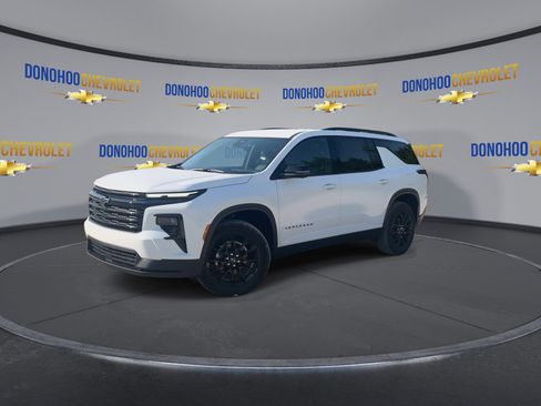 New 2026 Chevrolet Traverse LT w/ Midnight/Sport Edition FWD image 7