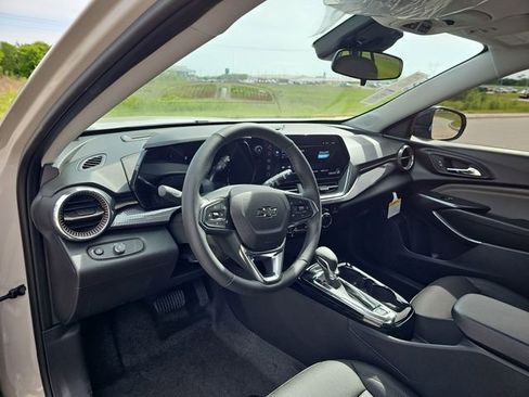 New 2026 Chevrolet Trax ACTIV w/ Driver Confidence Package FWD image 10