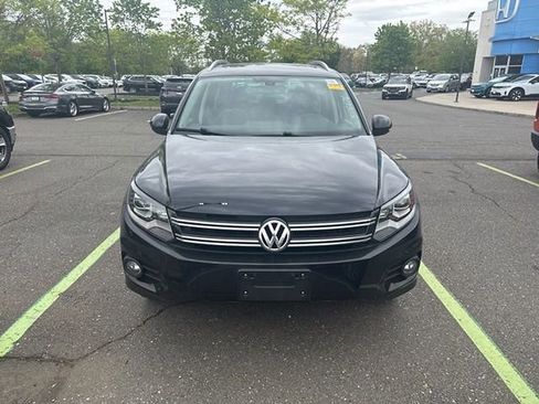 Used 2016 Volkswagen Tiguan SE AWD/4WD image 2