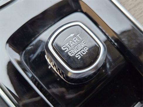 Used 2025 Volvo XC90 B6 Core w/ Protection Package image 23