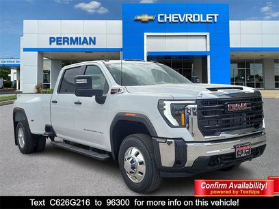 New 2026 GMC Sierra 3500 Pro w/ 1SA Pro Safety Plus Package