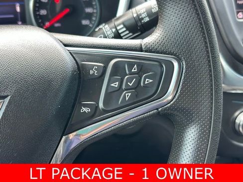 Used 2020 Chevrolet Equinox LT image 22