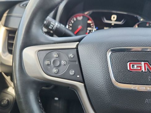 Used 2024 GMC Terrain Denali AWD/4WD image 20