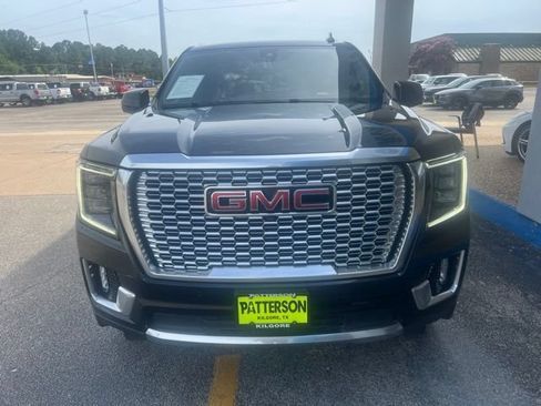 Used 2022 GMC Yukon Denali RWD image 3